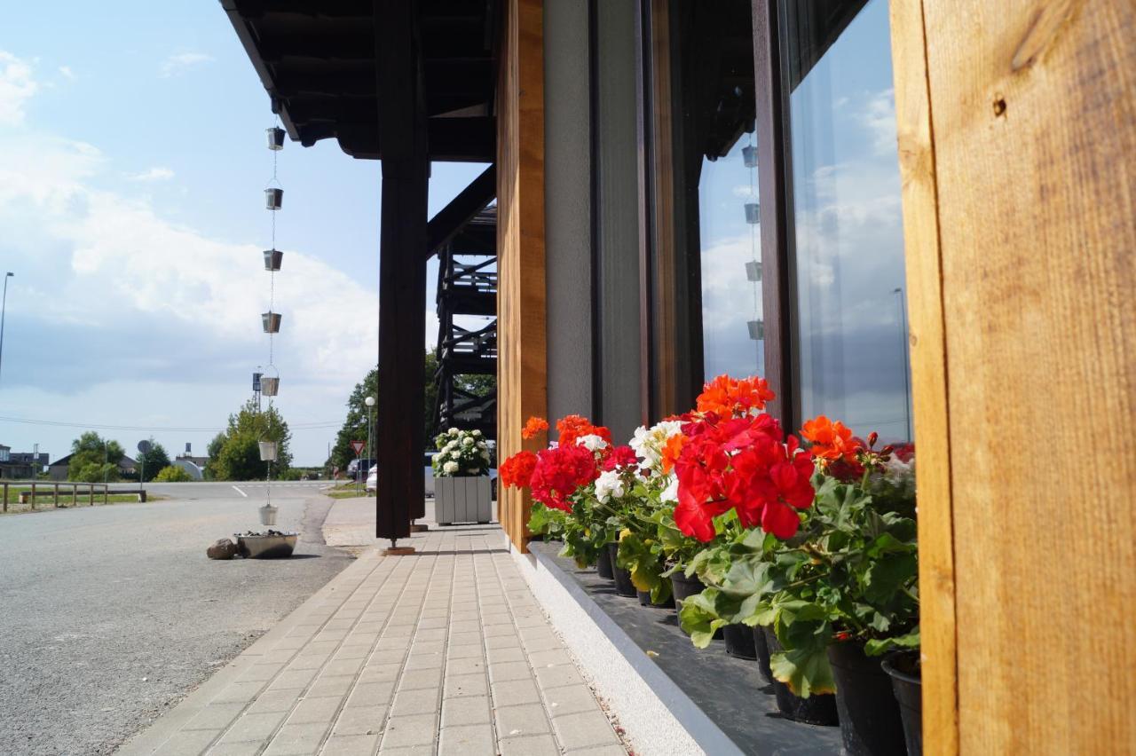 Kuivizu Krogs - Motelis Salacgrīva Exterior foto